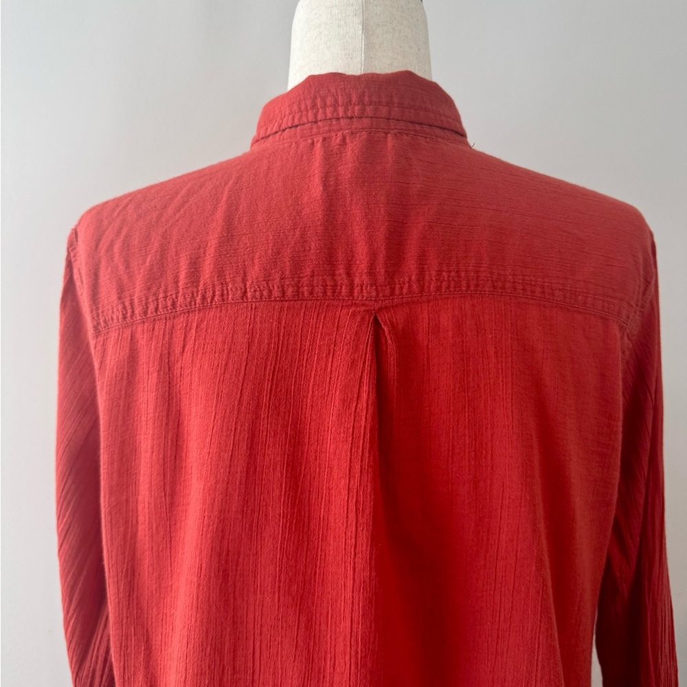 Banana Republic Solid Voile Button Front Boyfrien… - image 5